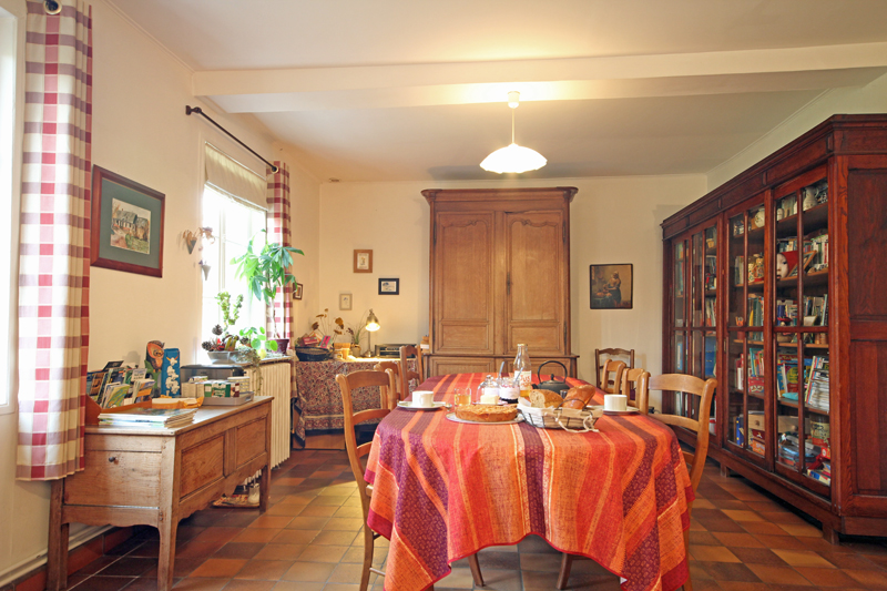 G24058-4e9a8f5046af4d87821968ceb2c890c4