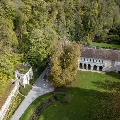 Séminaires et réceptions à l'abbaye Notre-Dame de Fontaine-Guérard
