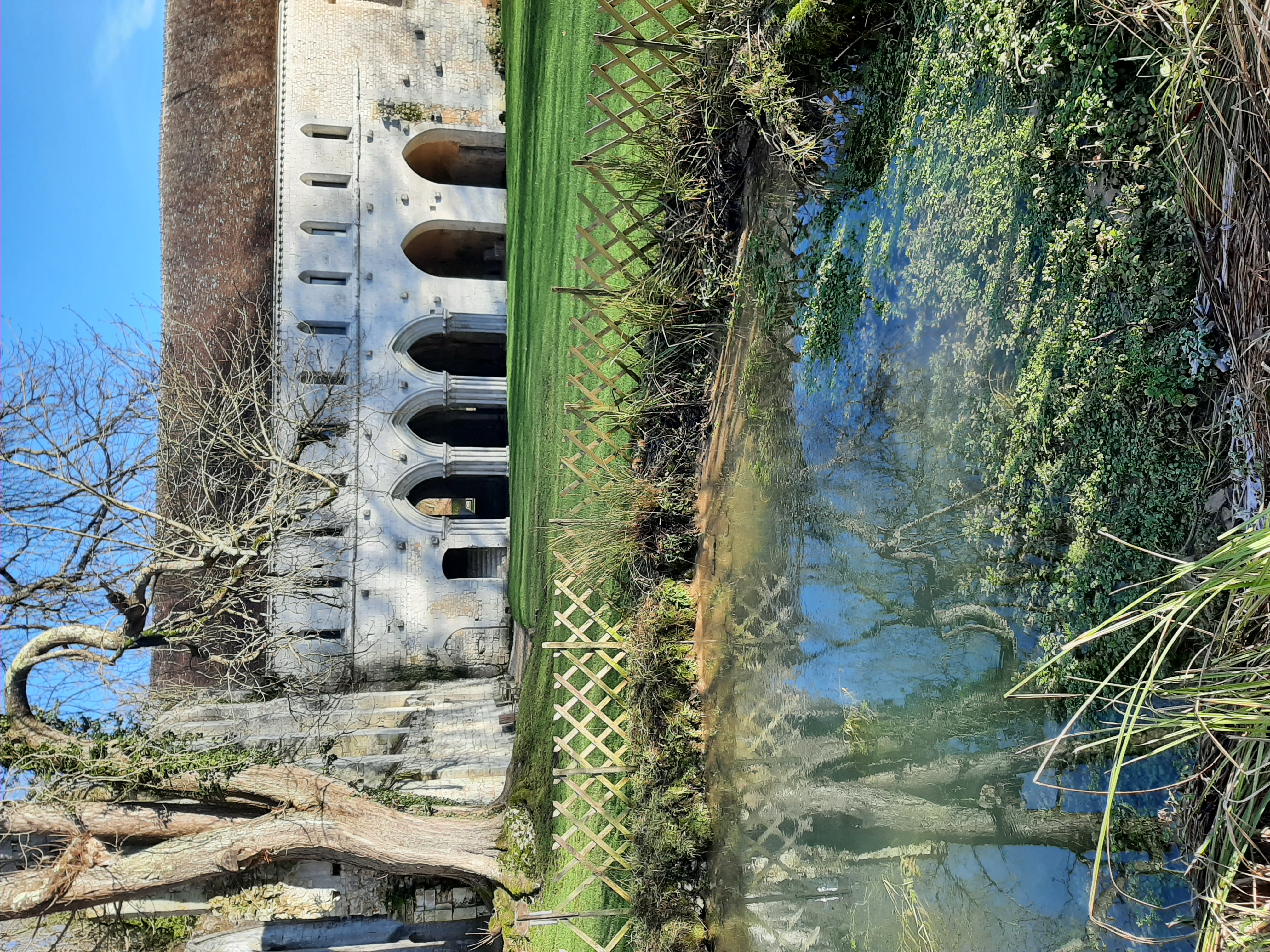 Abbaye Notre-Dame de Fontaine-Guérard

