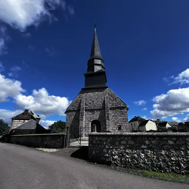 L'église Saint-Pierre, La Houssaye-Béranger